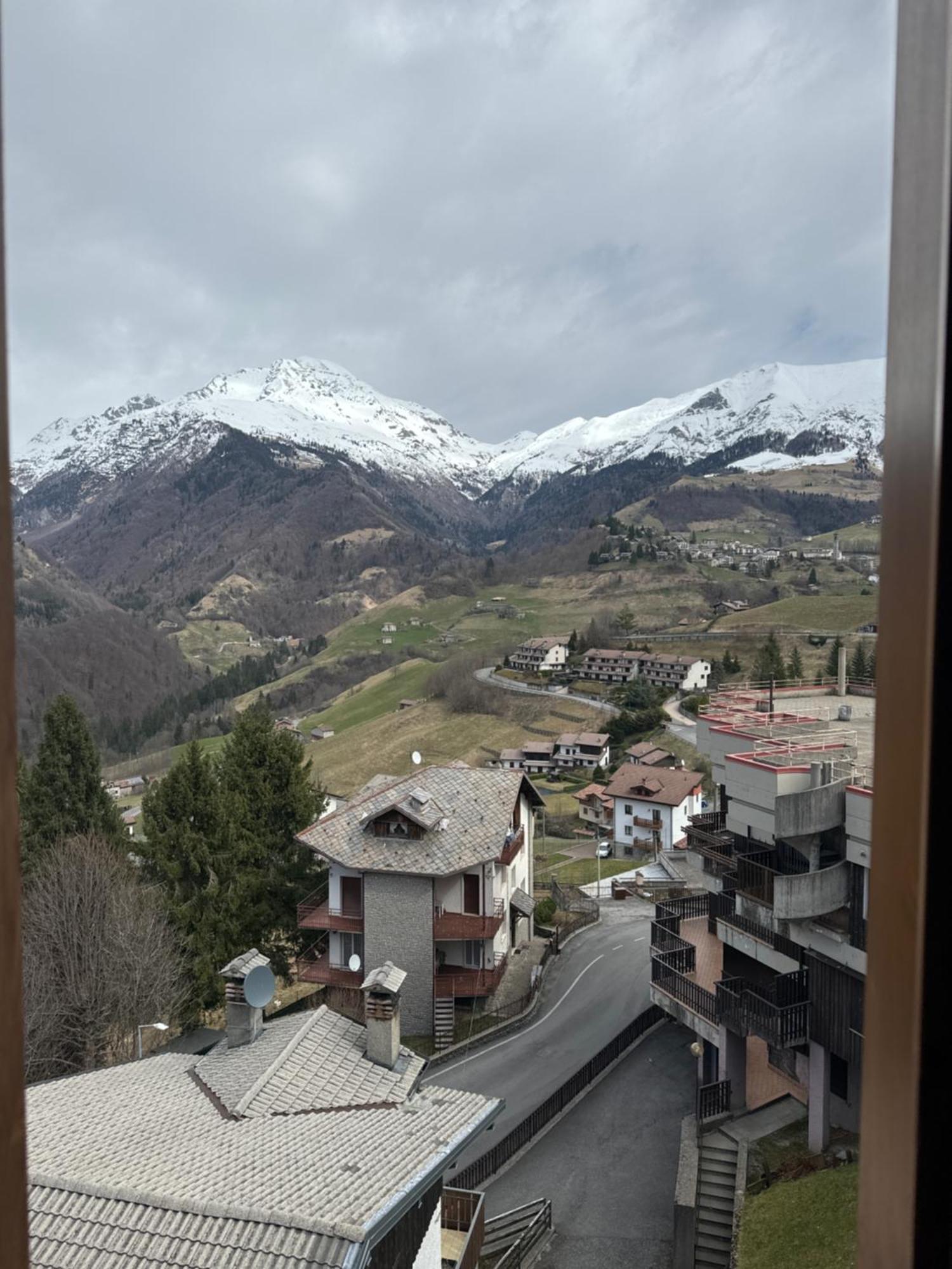 Suite Panoramica Casa Vacanza Di Alex G Oltre il Colle Экстерьер фото