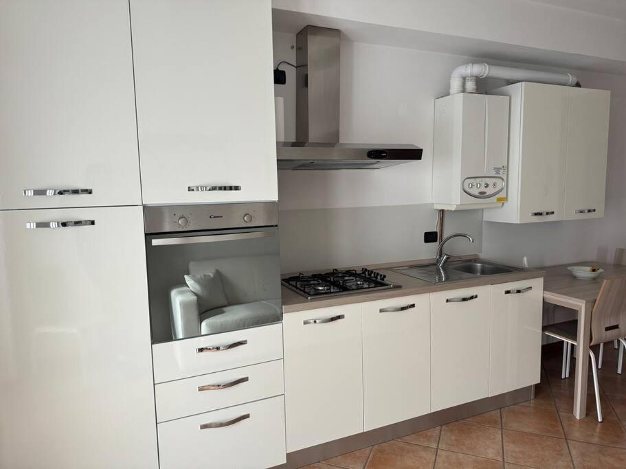 Suite Panoramica Casa Vacanza Di Alex G Oltre il Colle Экстерьер фото